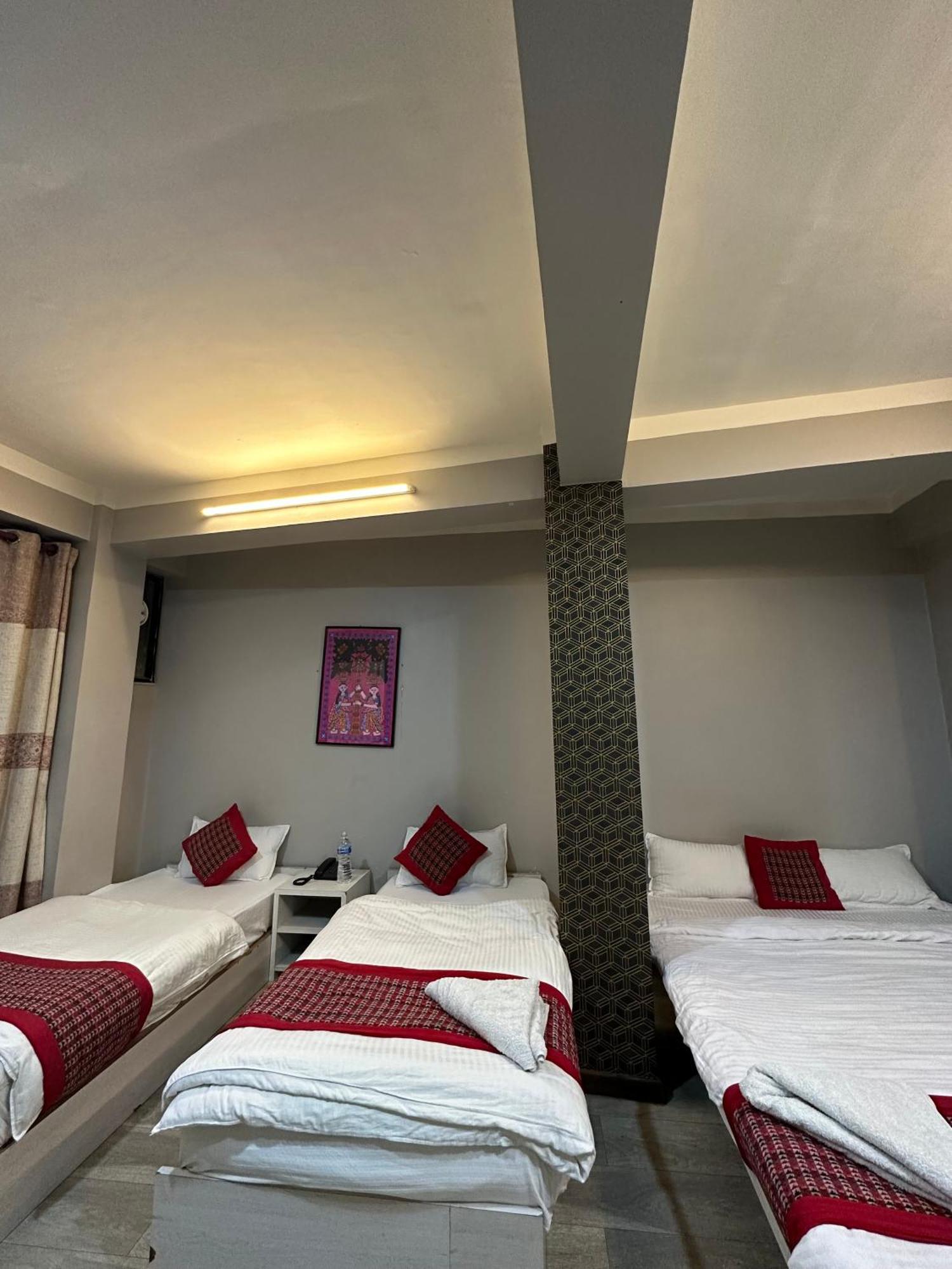 8848 Hostel Katmandu Eksteriør bilde