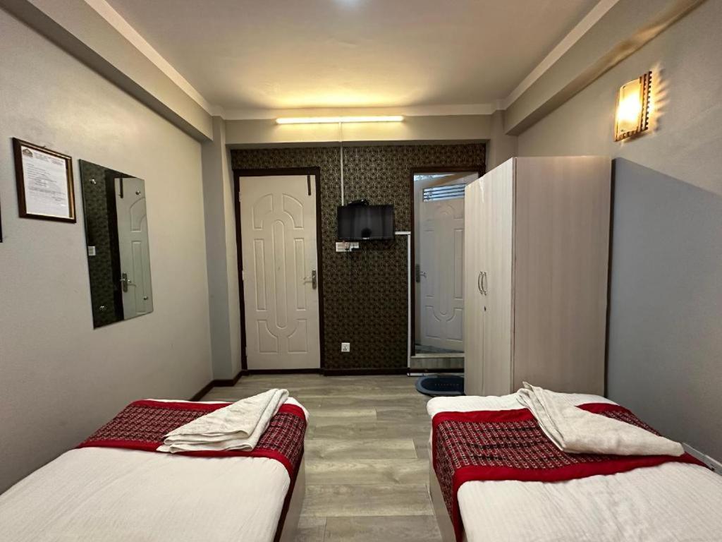 8848 Hostel Katmandu Eksteriør bilde